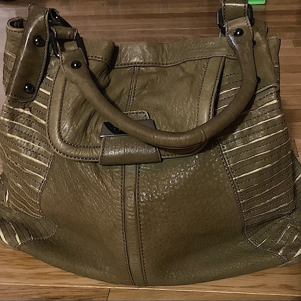 Perlina Olive Leather Bag